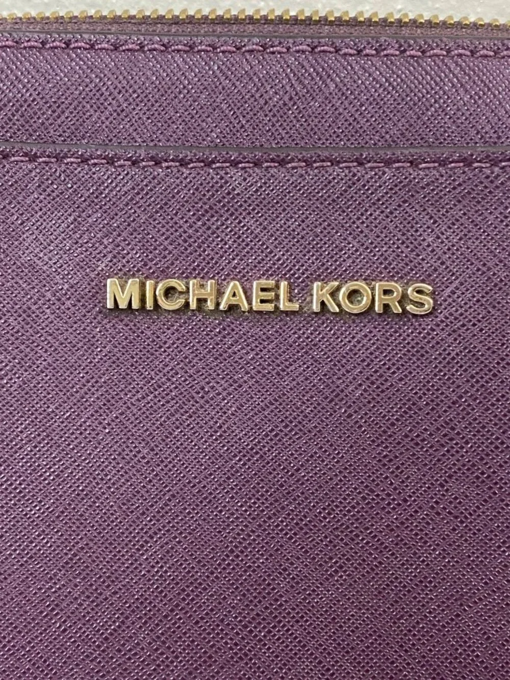 Michael Kors Crossbody Bag Purple Saffiano Leather Gold Chain Strap - Picture 5 of 12